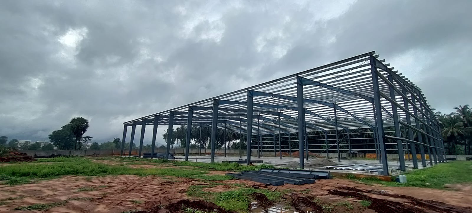 Heavy structural steel framing for commercial warehouse facility